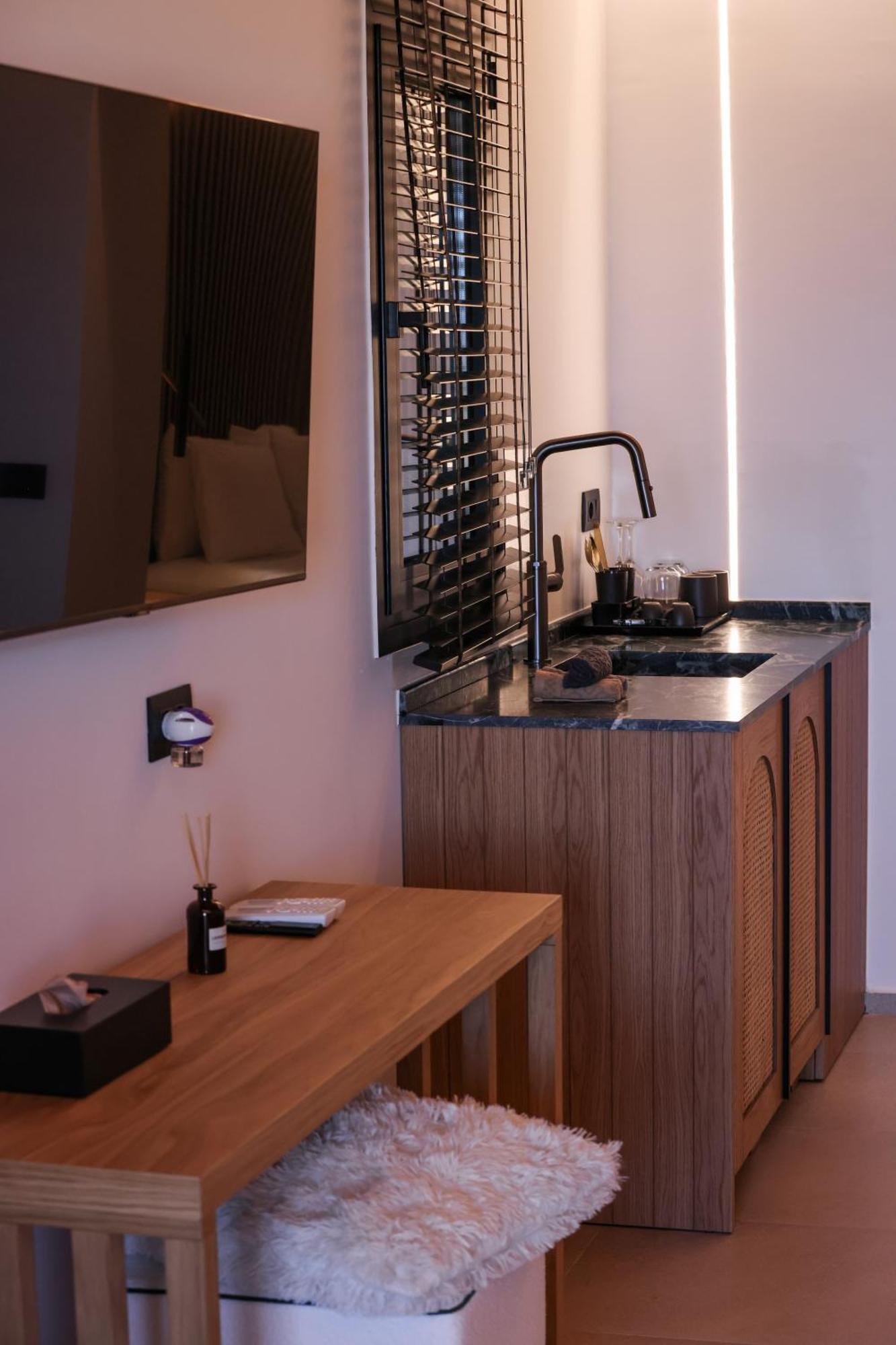 Queen Kalliopi Suites Plintri Экстерьер фото