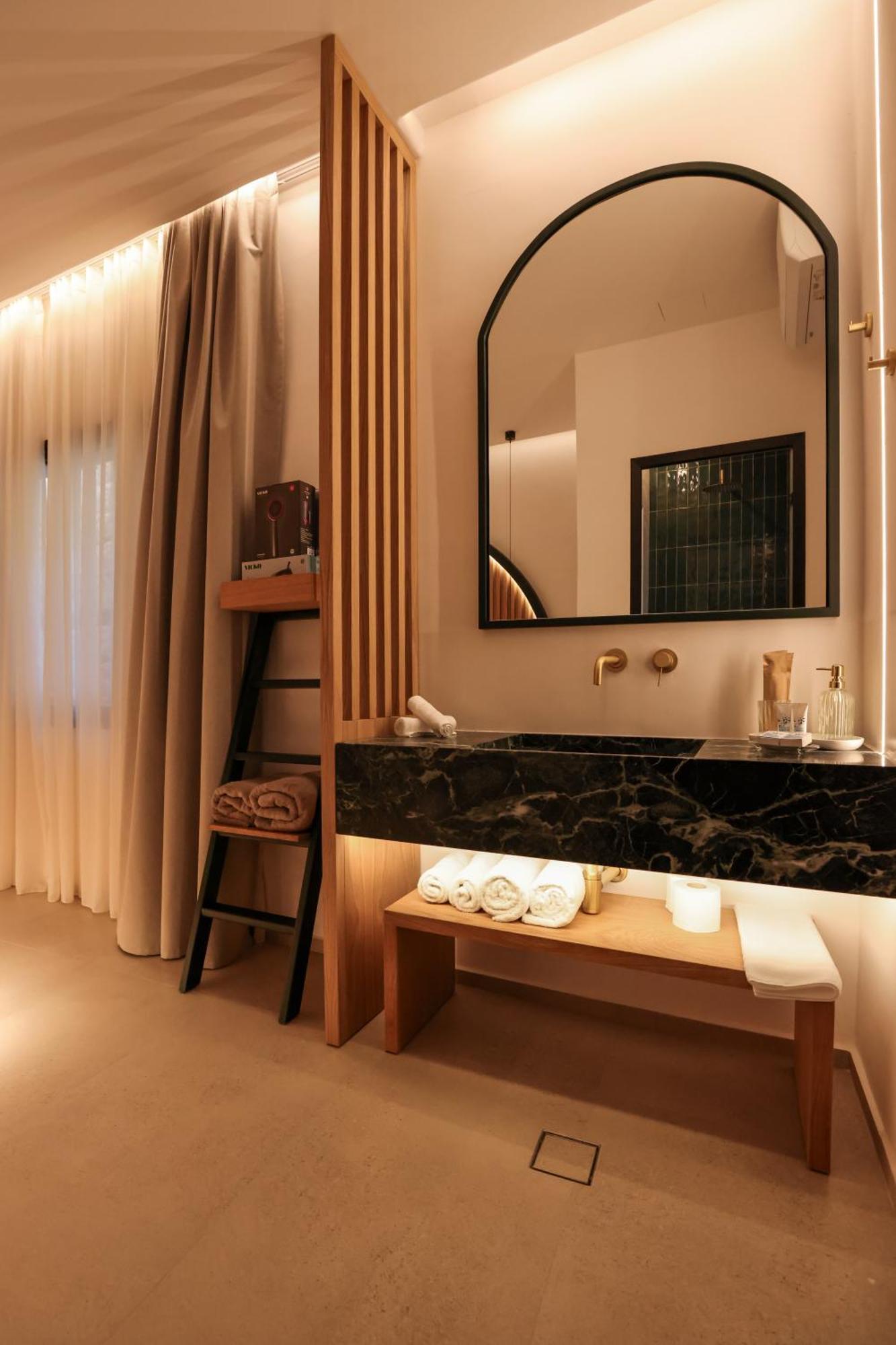 Queen Kalliopi Suites Plintri Экстерьер фото